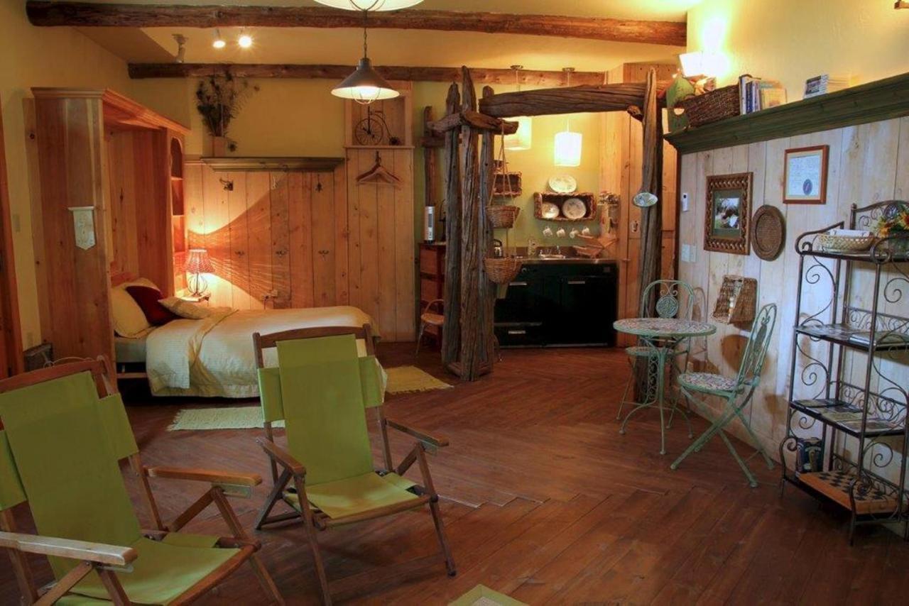 Jardins De L'Achillee Millefeuille Bed and Breakfast La Conception Værelse billede